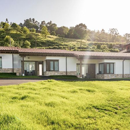 Apartamentos Cuetumerin Onís エクステリア 写真