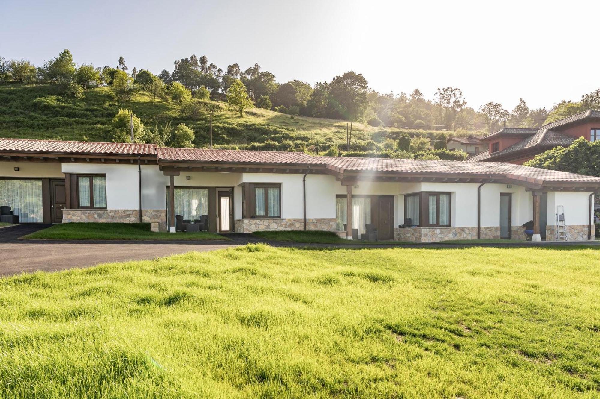 Apartamentos Cuetumerin Onís エクステリア 写真