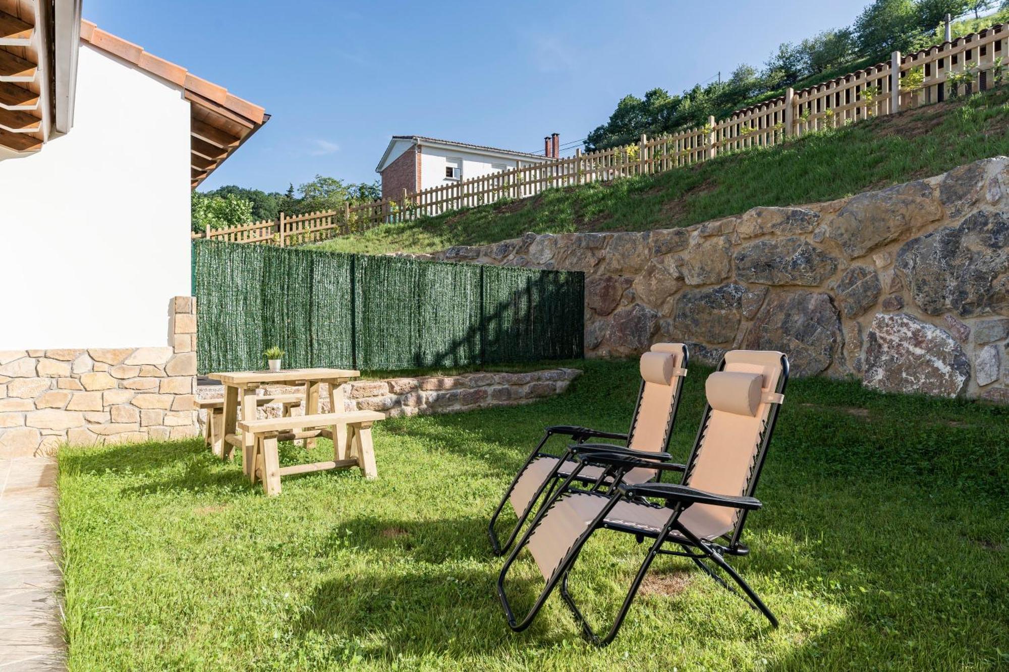 Apartamentos Cuetumerin Onís エクステリア 写真