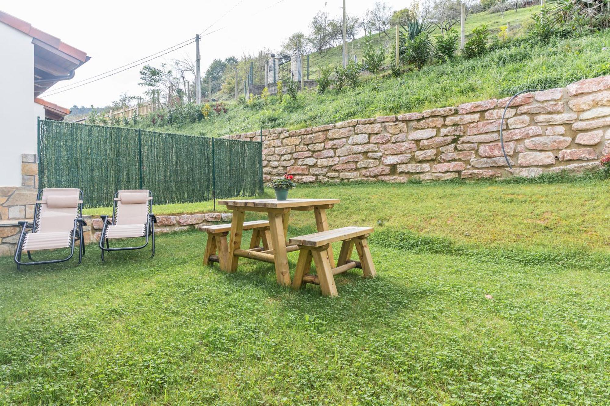Apartamentos Cuetumerin Onís エクステリア 写真