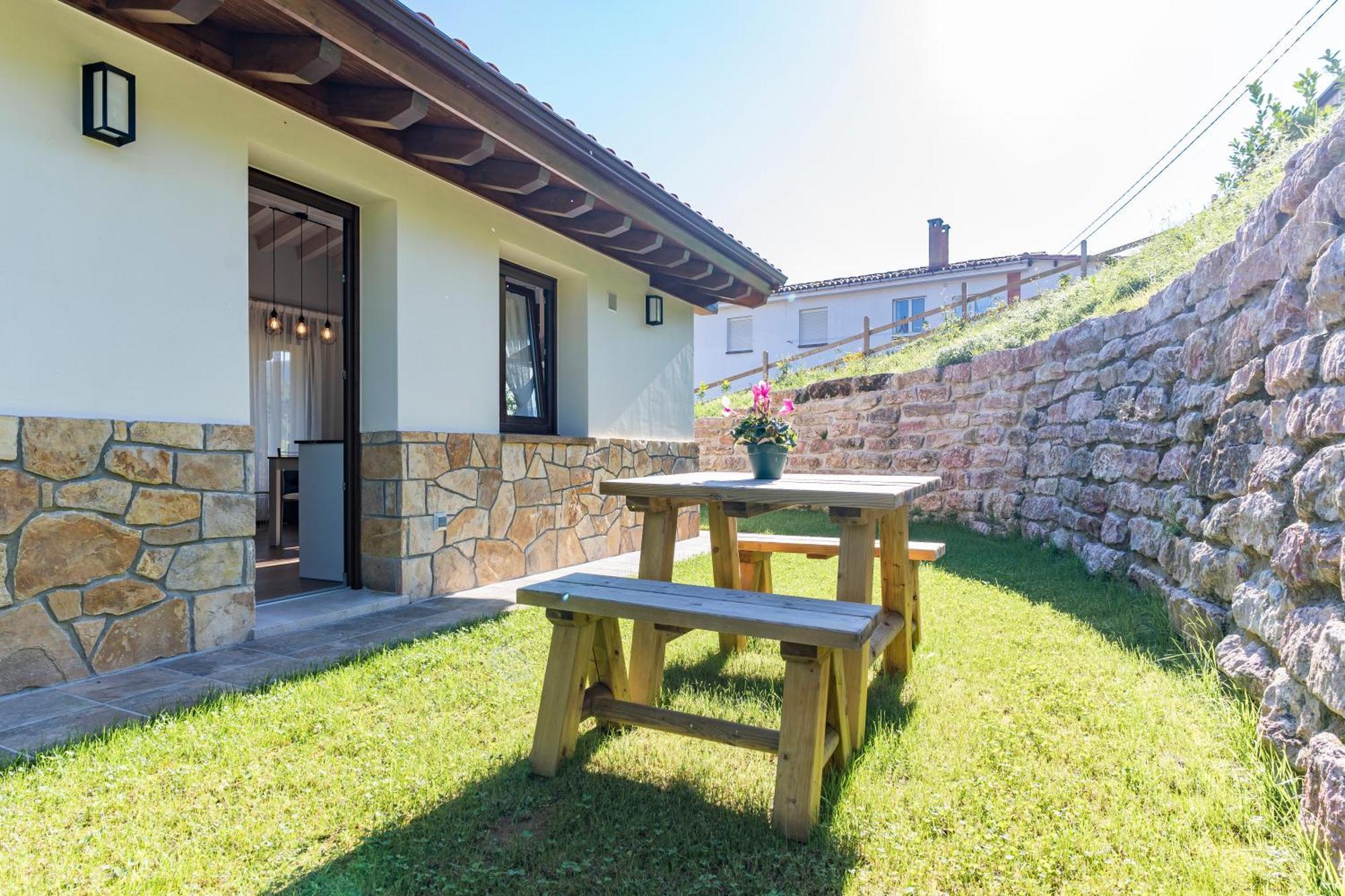 Apartamentos Cuetumerin Onís エクステリア 写真