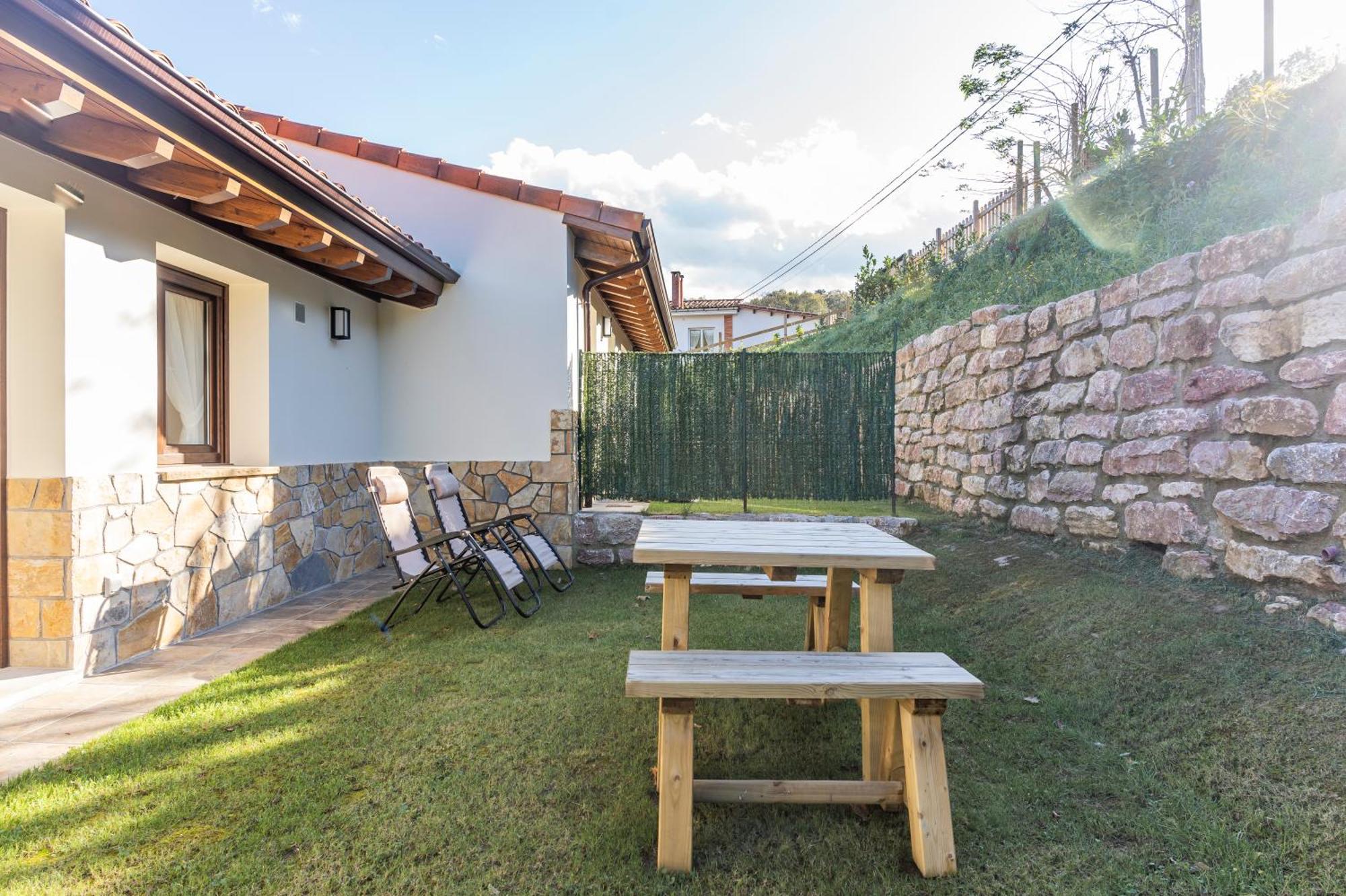 Apartamentos Cuetumerin Onís エクステリア 写真